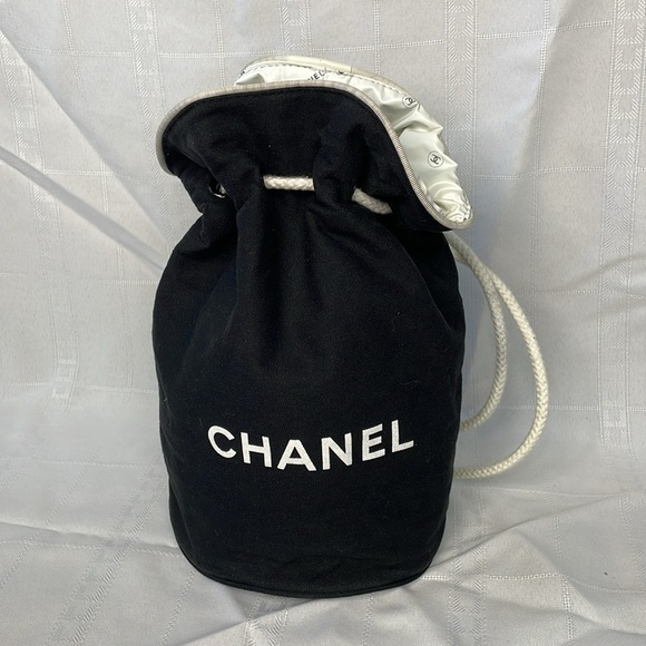 Chanel Canvas Small Bucket Bag Drawstring Shoulder Sling Beach - Picture 1 of 15